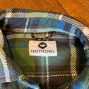 Fayettechill flannel missing size tag